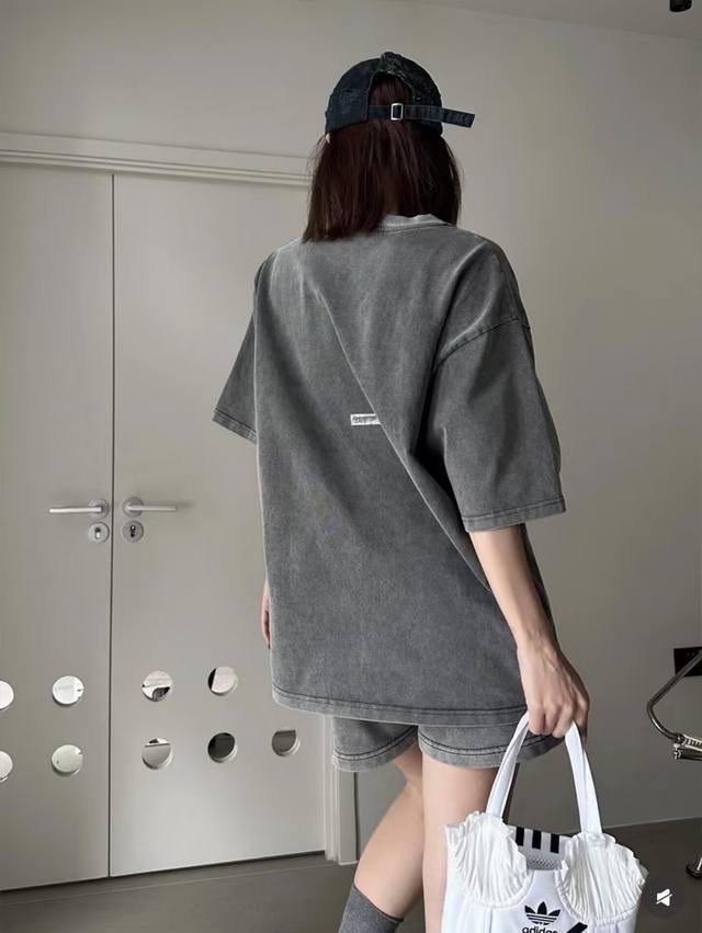 最高版本Acne Studios 易烊千玺同款 Ac炒砂磨毛 透明小标 麂皮质感 重工水洗做旧Cleanfit 纯棉短袖T恤 专柜同步在售 男女情侣款 全网最高