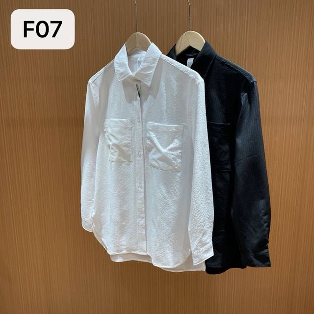 Alo肌理感防晒口袋衬衫F07 防晒+显瘦+百搭=夏日宝藏衬衫 官网款号：W3732R｜黑白双色杀疯啦！ 热度拉满！ 刷爆Ins的 多巴胺防晒神器 ！欧美健身博