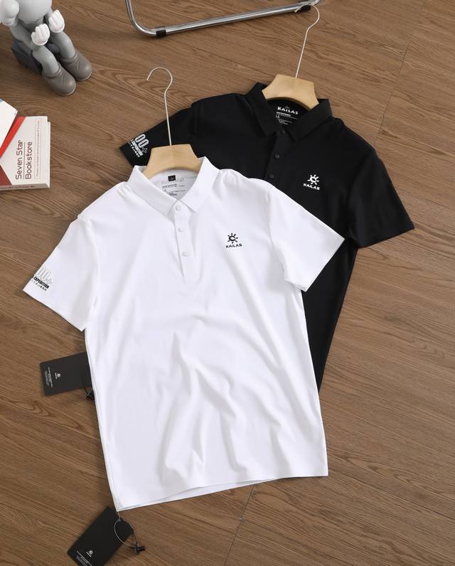 新款上新 8000+Polo衫 品牌：凯乐石 Kailas 尺码：L-Xl-Xxl-Xxxl-Xxxxl 颜色：黑色-白色 类型：男士户外速干无痕翻领Polo衫