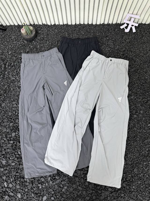 顶级机能长裤 Adidas Fos系列 Woventracksuitbottoms 夏日轻薄机能空调裤 原版开模定制，面料锦氨混纺！得益于氨纶的加入，使得面料超