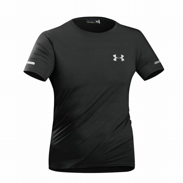 Under Armour 安德玛2025夏季新款男士冰丝弹力速干短户外运动短袖T恤！ 夏季首选的一款速干短T，U家研发专利冰丝速干面料， 透气舒适排汗性能非常好