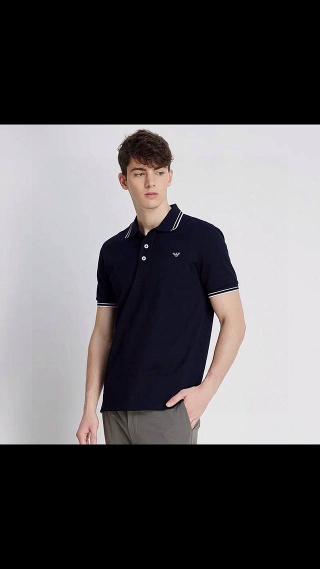 Armani 阿玛尼男士夏季休闲，时尚双条翻领Polo短袖！ 专柜同步，展现男性魅力！夏日荷尔蒙剂！进口珠地网眼棉！精美刺绣！官售 0+！男士休闲夏季短袖Pol