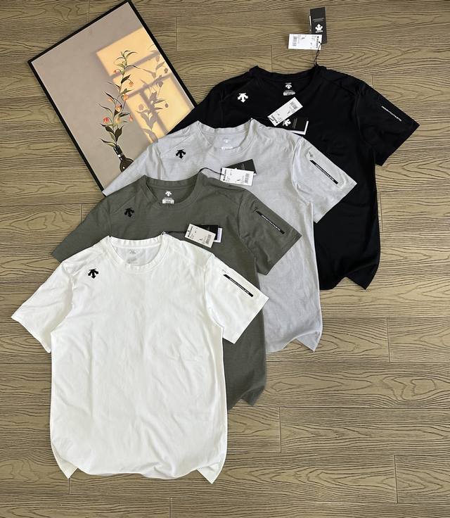 迪桑特速干Polo衫夏季男女同款运动休闲翻领短袖Polo衫T恤 适宜春夏穿着的轻薄短袖 高品质运动属性面料制成，触感细腻柔软，轻盈透气，自然舒适，满足运动，生活