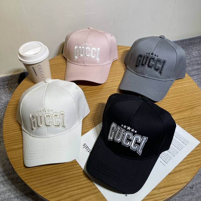 Gucci硬顶刺绣棒球帽
