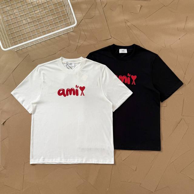 Ami 25Ss气泡字母前副印花后副刺绣短袖T恤 116 面料:240克双纱精梳棉 原版面料定制 双纱捻合工艺，强度更高，耐磨更好，是夏季主打最好面料！ 颜色: