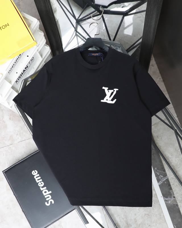 顶级版本 Louis Vuitton 路易威登 25Ss Logo图案印花金典短袖T恤 采用280G双纱高克重高级感十足 时尚又个性 超级百搭好看的一款 男女同