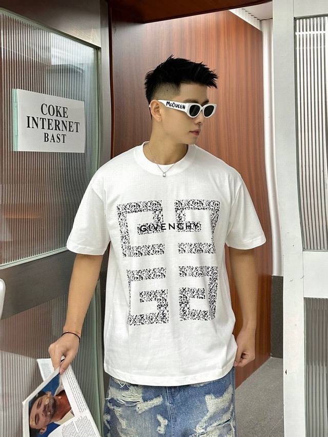 顶级最高版本 纪梵希 Givenchy Gvc 经典胸前Logo套头圆领短袖T恤半袖 男女同款 情侣款 宽松版型 最高版本 原版面料 高版本 高品质 所有细节