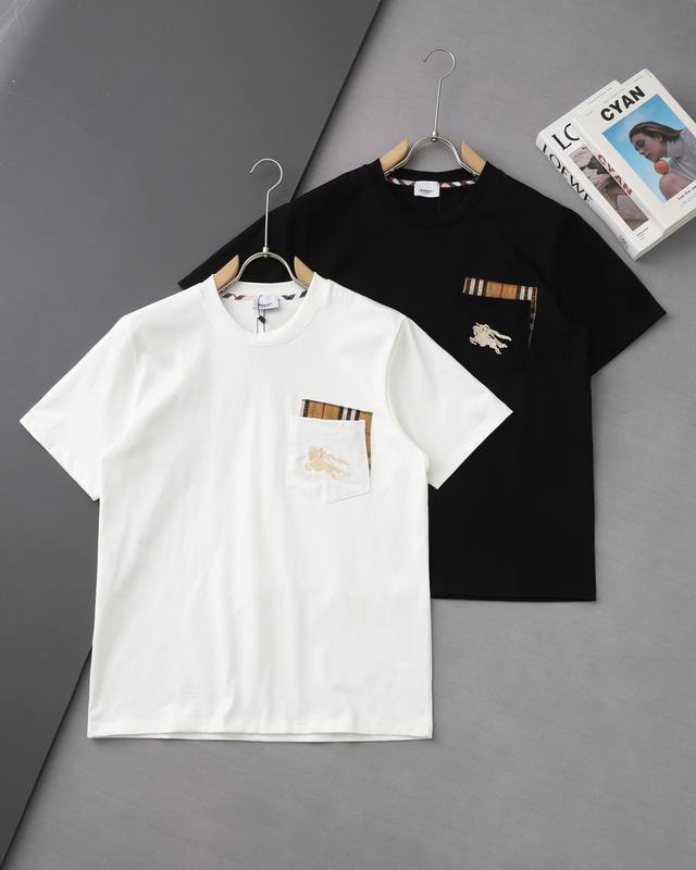 高品质 Burberry 巴宝莉战马刺绣口袋款新款T桖！ 25Ss夏季新品，B家战马标识性刺绣口袋重叠拼色，采用百灵达万针刺绣，饱满有型，最新配色！ 采用32支