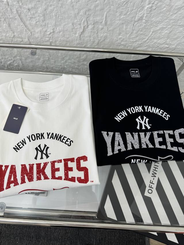 Mlb 洋基队 Ny 胸前字母印花男女情侣款情侣短袖T恤 小红书热门爆款，明星网红同款穿搭，男女日常通勤穿搭必备单品！ 高品质260克高克重双纱面料，亲肤透气不
