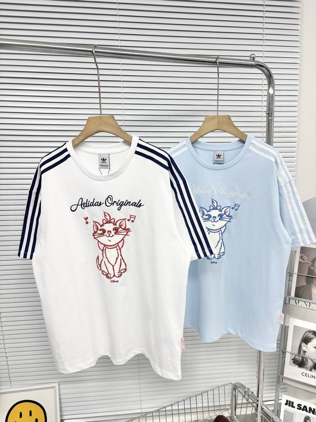 独家开发！Adidas Originals Disney 三叶草玛丽猫联名 时尚潮流简约百搭短袖 落肩袖T恤 女款 今年三叶草真的开挂了！款款非常好看，玛丽猫联