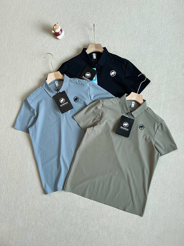 Mammut 猛犸象 高端压胶冰丝Polo，解锁夏日穿搭新体验 夏日高温步步紧逼，还在为闷热黏腻而烦恼？猛犸象高端压胶冰丝Polo衫，给你带来前所未有的清凉体验