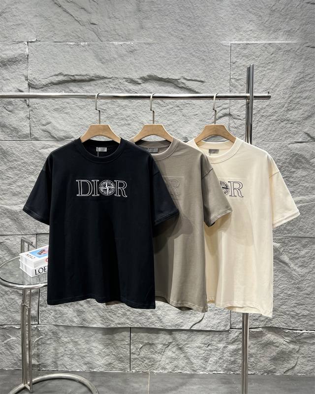 Dior 迪奥 联名石头岛 Std &Dior Logo刺绣T桖 高版本高品质原版面料 网红明星同款 定制32支双纱260克重棉 联名Logo万刺绣 手感非常舒