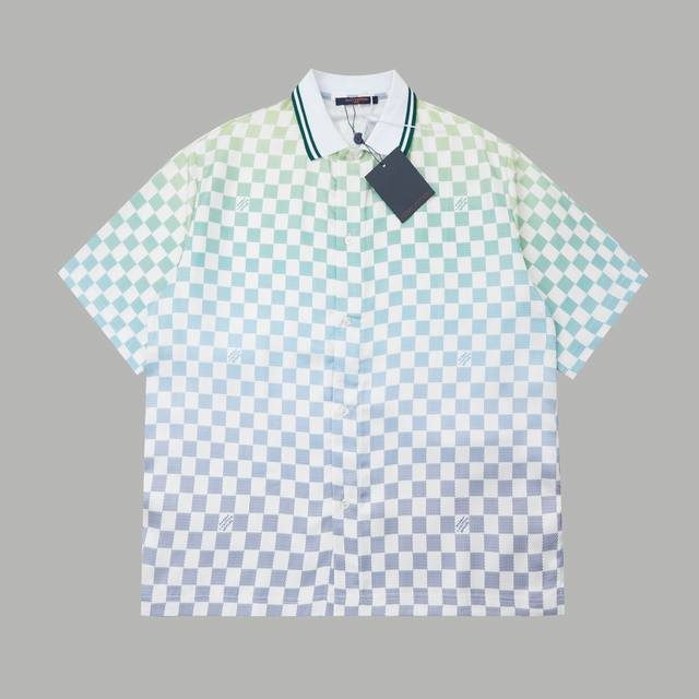 顶级版本 路易 Lv 25Ss春夏新款 棋盘格提花翻领Polo 轻奢主义 男女日常通勤穿搭必备单品 正确版本 欢迎对比 详细特征 280克100%纯棉双纱提花面