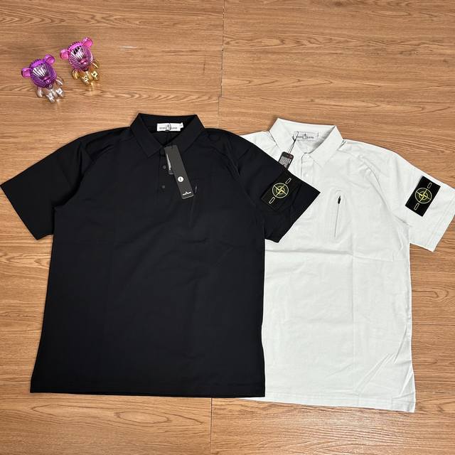 Stone Island 石头岛Polo衫拉链短袖 甄选品质 实拍可见 面料采用高品质速干抗菌面料 当季必备 版型超正 拒绝臃肿 面料质感非常棒 非常显高端 当