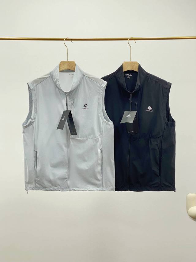供 凯乐石 Kailas*25年夏季新品情侣款户外运动休闲速干马甲！ 款式经典、简洁、百搭，是春秋夏秋三季叠穿搭配的利器！ 当下出门，T恤外面套上它，让你的造型