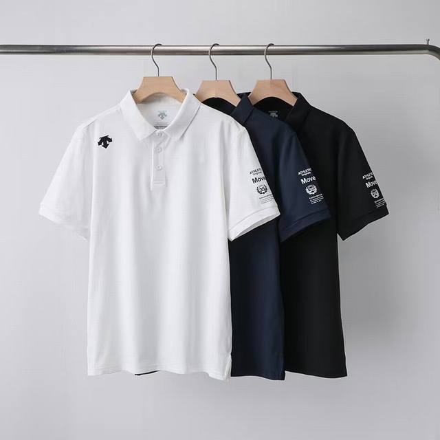 尺码Xs一3Xl 官网一比一复刻 迪桑特 Descente 纯色徽标Logo 男女同款夏季新款翻领短袖Polo衫 订制面料，细节到位，极具质感！定制纽扣自带身份