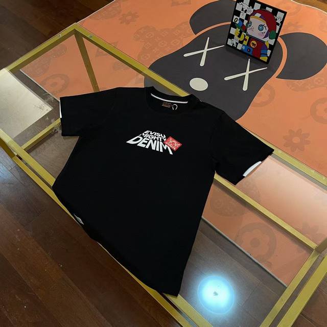 Evisu福神2025新款男士佛头后背大M图案字母T恤短袖 颜色：黑 尺码：S-Xxl 尺码：S M L Xl Xxl S码 肩宽46.6 胸围106 衣长68