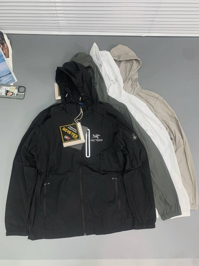 始祖鸟官网款户外轻量化Upf70防晒服防晒衣 新款面料舒服到爆！定织防撕裂细格防晒冰感面料！！Upf70+防晒效果！亲肤透气！柔软舒适！轻量化面料，单件才 多克