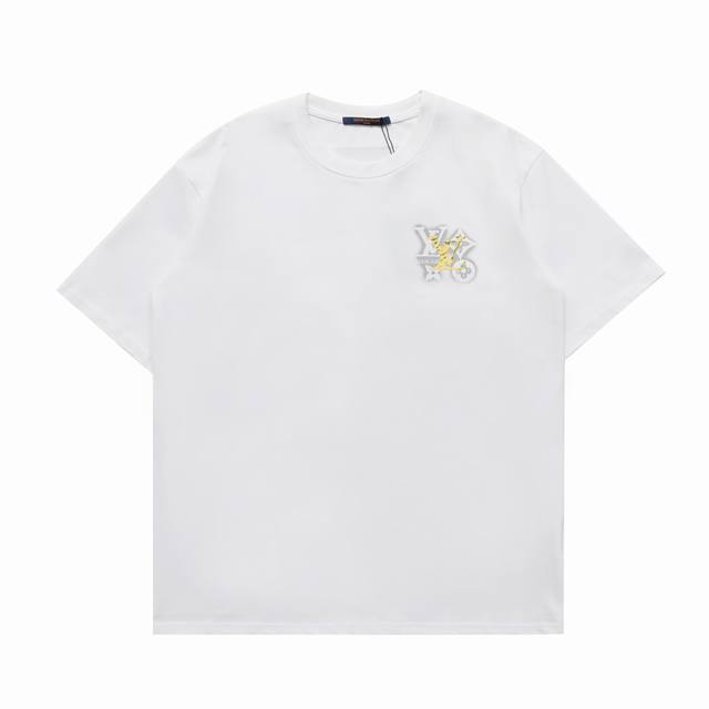 顶级复刻版本] 品名: Louis Vuitton Lv路易威登 新款水印Logo休闲圆领短袖T恤 款号：3349 尺码：S-Xl 颜色： 黑色 白色 Loui
