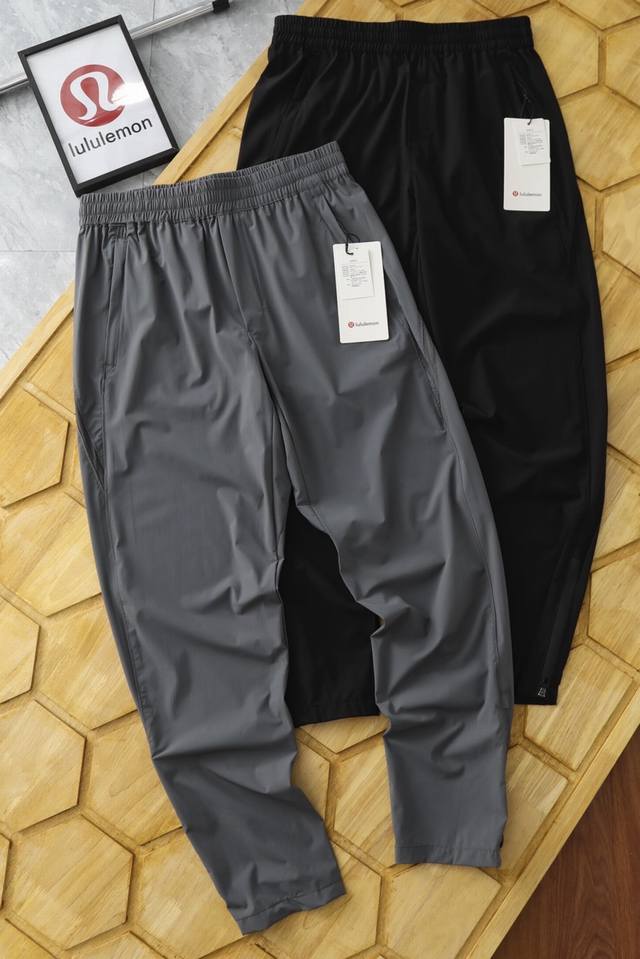 细节图 Pace Breaker 男士运动裤露露薄款 速干芯吸丨Lululemon丨Lm5Args 线上 0+最新款！设计巨牛！比激光打孔高一级别！裤脚拉链臀部