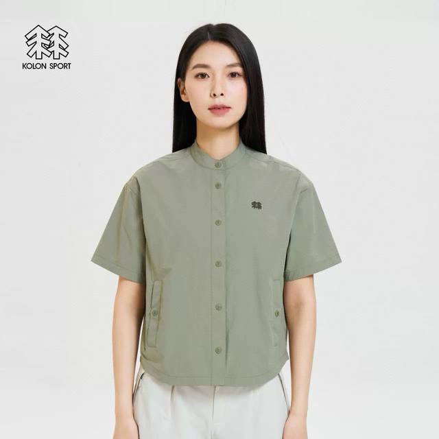 细节图 女士新款Kolon Sport可隆户外女露营梭织运动防晒防泼水短袖防晒短袖女士露营梭织短袖衬衫，原单品质，胸前Logo铜质磨具定制，所有按扣品牌Logo