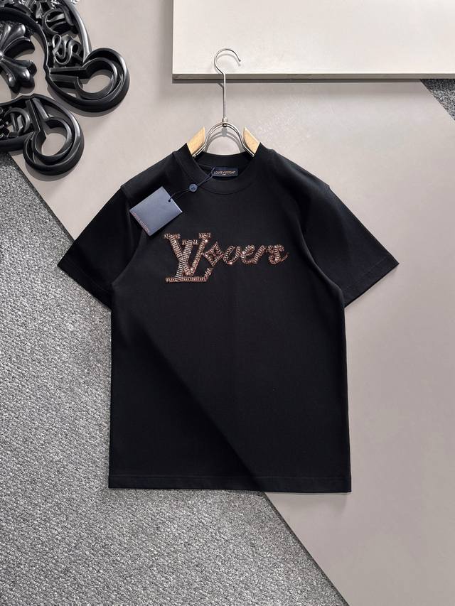 顶级最高版本 Lv路易威登Louis Vuitton 驴家1V 经典珠片绣花短袖 Logo图案字母半袖T恤短袖 男女同款 情侣款 宽松版型 最高版本 原版面料