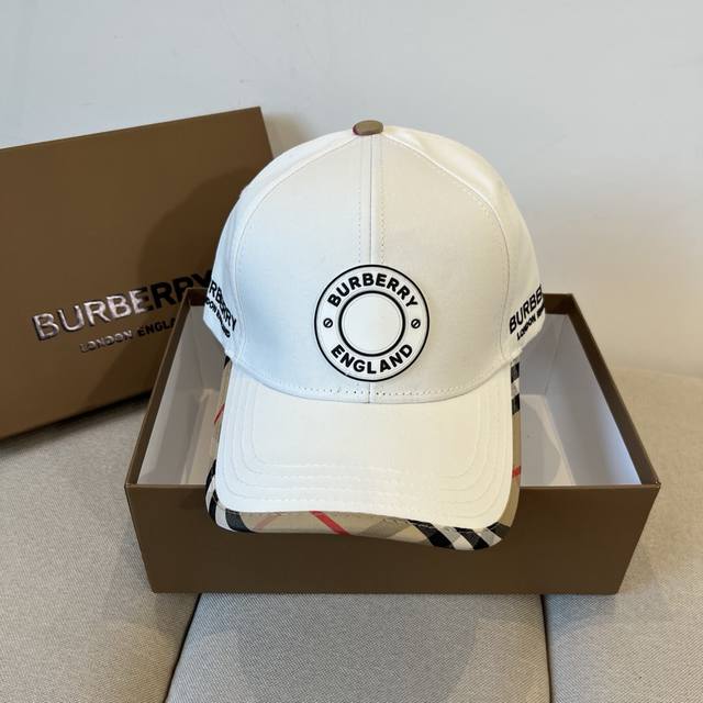 Burberry巴宝利早春新款棒球帽，简约尚时风，男女同款！高质品，尊享品质感！