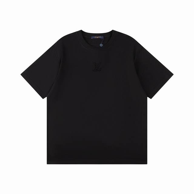Louis Vuitton*路易威登 Lv 24Ss胸口立体压花字母短袖T恤 采用原板独家定制260克32支双莎纯棉面料 质感非常柔软舒服 100%区别市场的顶