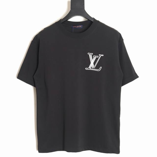 Louis Vuitton Lv 路易威登 线条印花情侣圆领短袖 T恤-顶级版本 T071 男女同款 不挑年龄不挑身材不挑性别 经典不过时 面料手感非常舒服 质