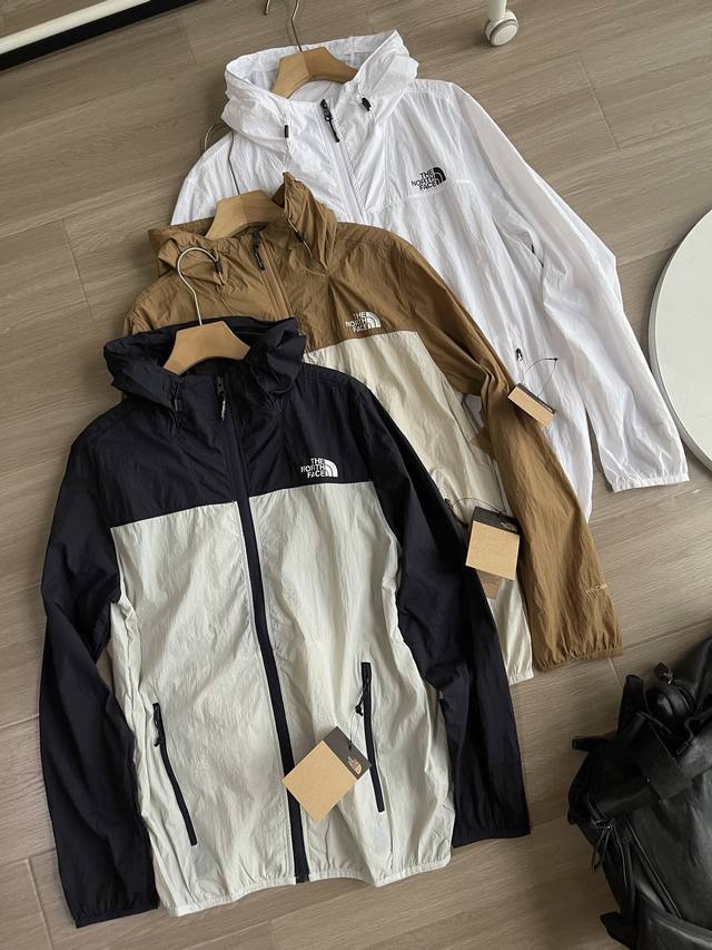 纯原外贸订单Thenorthface 北面户外运动Upf70+防晒防泼水皮肤衣4U8X 真正的抗紫外线防晒装备，Upf70+夏天走起～Uva紫外线阻挡率 95％