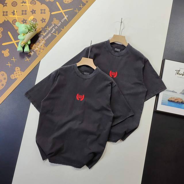 尺码Xs-L重工水洗 Balenciaga 巴黎世家2025 Ss 前面麦刺绣洗水短袖T恤 本市场No.1的质量 真正天花板品质 全部原版开发注意细节图 避免被