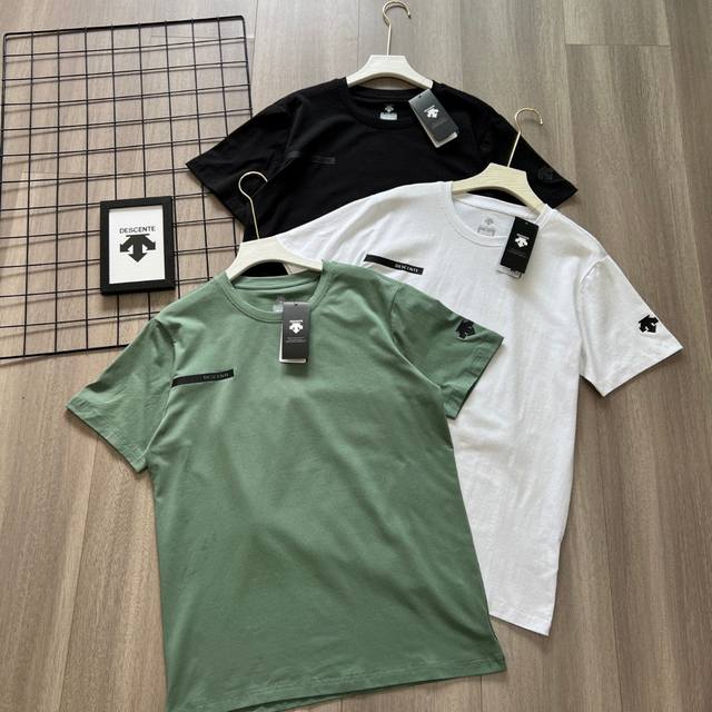 Descente 迪桑特2025三色夏季必备单品轻商务科技棉柔舒适圆领短袖T恤 高端户外品牌，东西也着实不错，很有特点，超级舒适！品质很到位，采用科技冷感面料，
