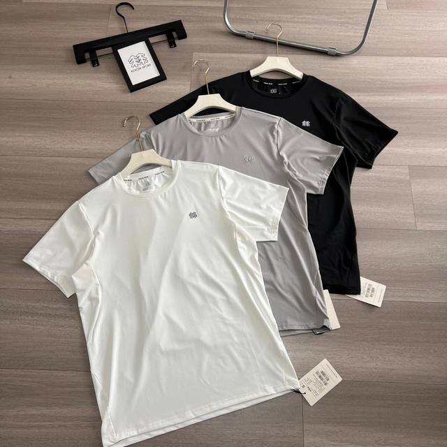 速干短袖！Kolon Sport 可隆夏季新品三色圆领短袖吸湿速干T恤亲肤防晒上衣Upf80+上衣T 夏Upf80+防晒抗菌上衣.Kl后字母圆领体恤这款T恤主打