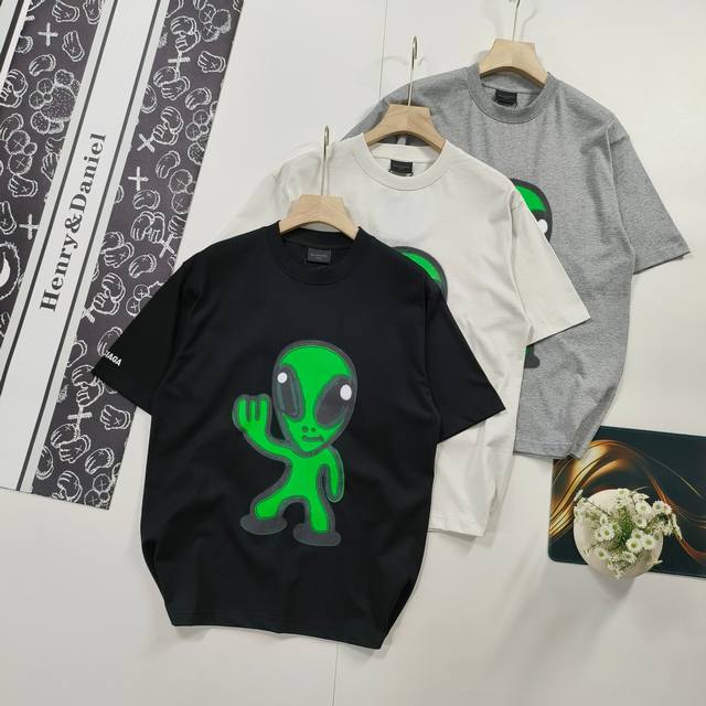 尺码Xs-L掌柜推荐 Balenciaga 巴黎世家短袖T恤2025夏装新品前面外星人后面笑脸直喷短袖T恤 本市场No.1的质量 真正天花板品质 全部原版开发注