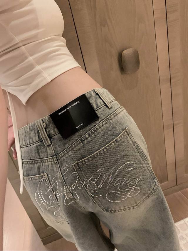 Alexanderwang 大王Aw定制纽扣定制皮牌字母烫钻洗水牛仔短裤中裤 款号：25672704706 颜色：蓝色 尺码：Sml S码80-95斤 M码95