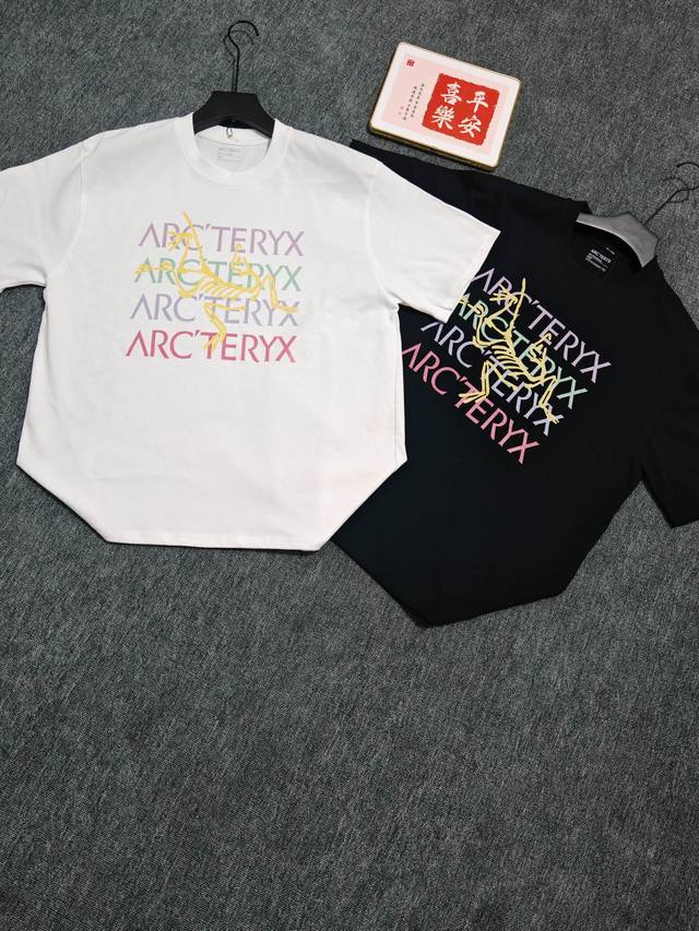 9647 Arc'teryx始祖鸟 个性字母Logo 休闲运动短袖T恤 -前幅的图案是始祖鸟设计款，印花采用进口胶浆工艺，经过对印刷网版进行技术处理，加了牢固度