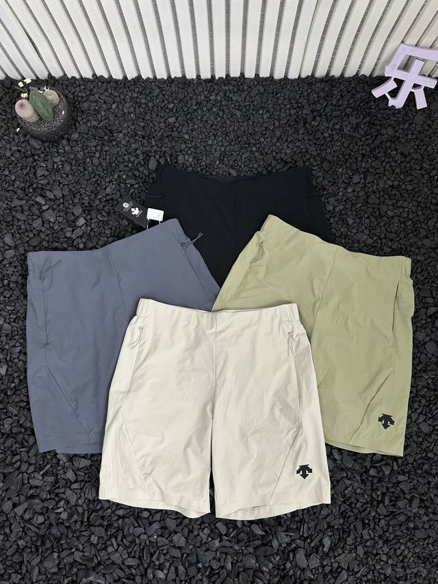 Descente迪桑特 25夏季新品 高品质男士户外运动跑步凉感速干短裤 掌柜力荐！线上线下同步！品相一级棒！代工厂P出品！客供面料！90%尼龙+10%氨纶！轻