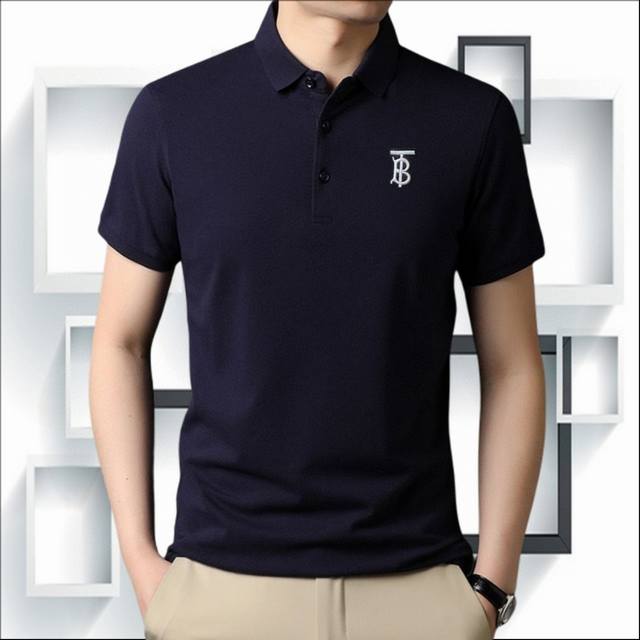 Burberry巴宝莉25年夏季新款！ 专柜已经上架了，Bur商务精英款男士休闲短袖冰丝Polo衫， 经典系列！ 这款采用Tb标刺绣，整体感更显年轻潮流感，全品