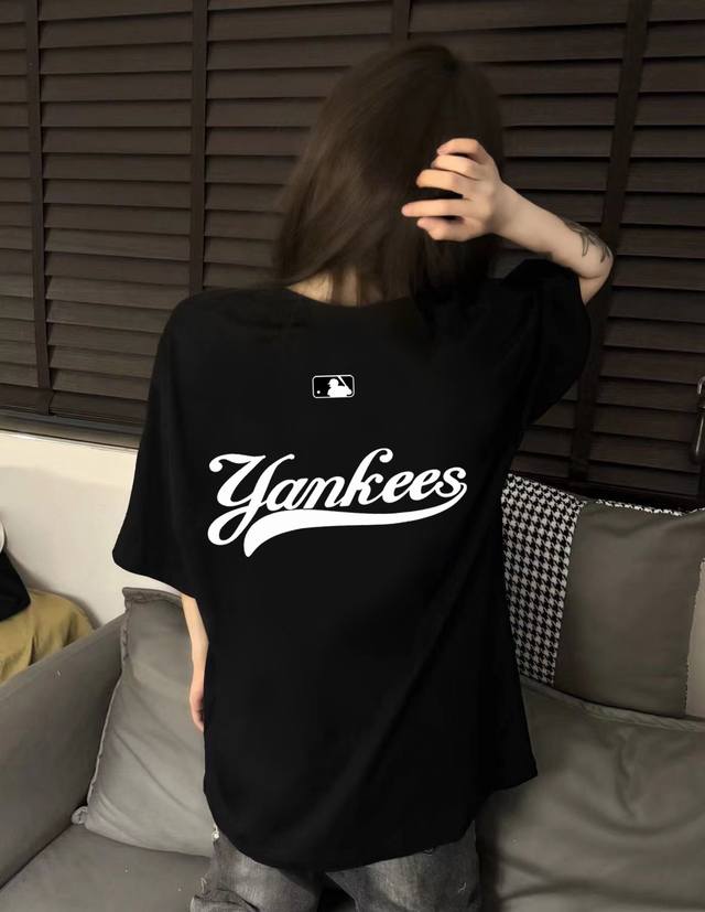 Mlb Yankees-Ny圆领短袖半袖T恤 面料采用260克纯棉双纱食毛面料 双线二本针压线 久洗不变形 原版定制三标 高端进口印花 随意水洗 情侣可穿 男女