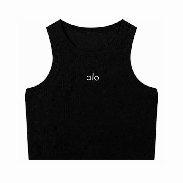 Alo立体硅胶Logo短款螺纹背 肯豆风出街背心+老钱风阔腿裤 Alo是当下最火瑜伽品牌 2月去美国时候买了几件Alo，现在北美最火Yoga服饰品牌，个人觉得A