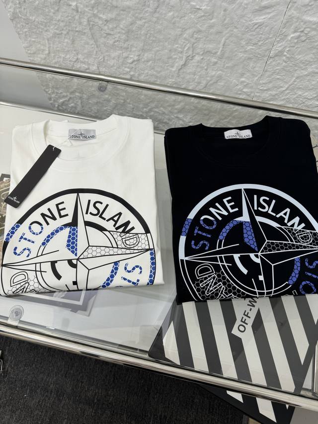 石头岛 Stone Island夏季新款胸前圆盘Logo情侣款短袖T恤，这件简直万能百搭之王 百穿不腻 你值得拥有绝佳夏季穿搭必备单品 经典百搭永不过时系列，男