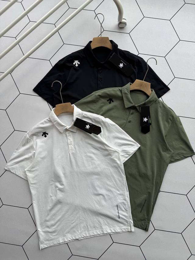 原版面料一比一 Descente 迪桑特Training系列综训防晒运动速干Polo衫！ 吸汗排湿功能性面料，防晒速干，立体有型，夏日户外最佳拍档！ 夏天一到，