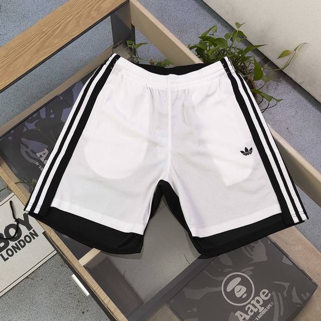 上新 款号：Zz3835 2025新款Adidas阿迪达斯三叶草刺绣Logo休闲情侣速干短裤五分裤，精致三叶草标志低调展现品牌魅力，透气面料确保穿着舒适。无论是