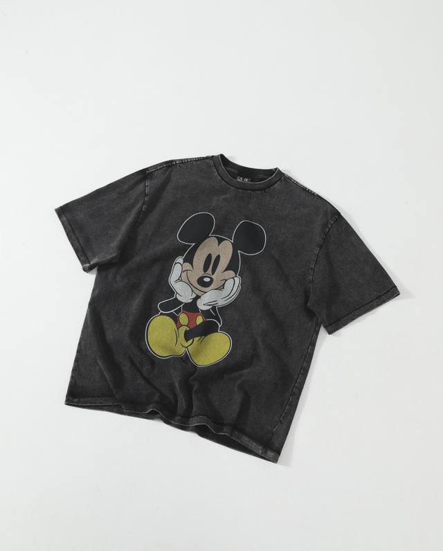 Saint Michael X Mickey 米奇联名25Ss限定水洗做旧重磅高街短袖 情侣款 重磅好货来袭，重工成衣水洗，高端白墨数码直喷印花工艺，完美的天地