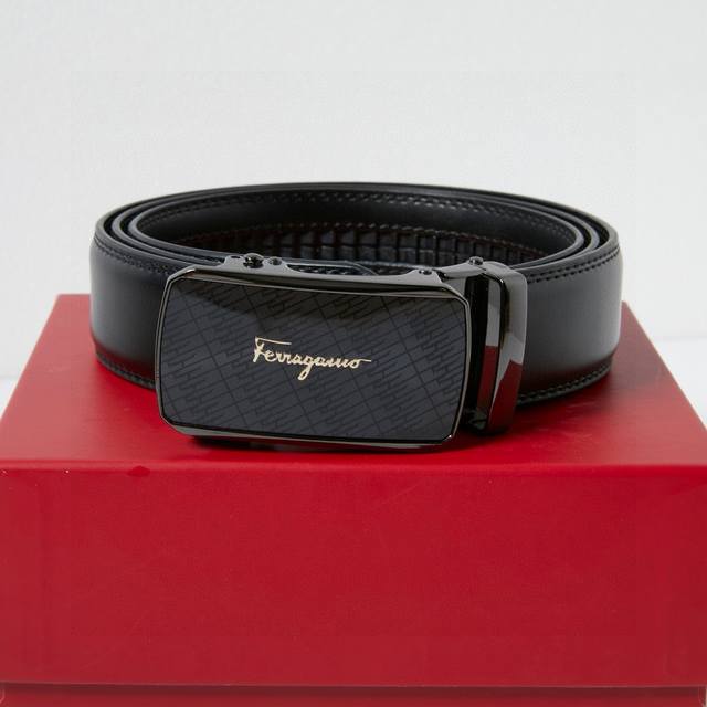 爆款上新 Ferragamo专柜同款 菲拉格慕皮带 枪色 镜面 自动扣 经典中的经典 万年不过时的款低调又不失品味 男士皮带腰带专柜同款 很有质感的一款皮带 进