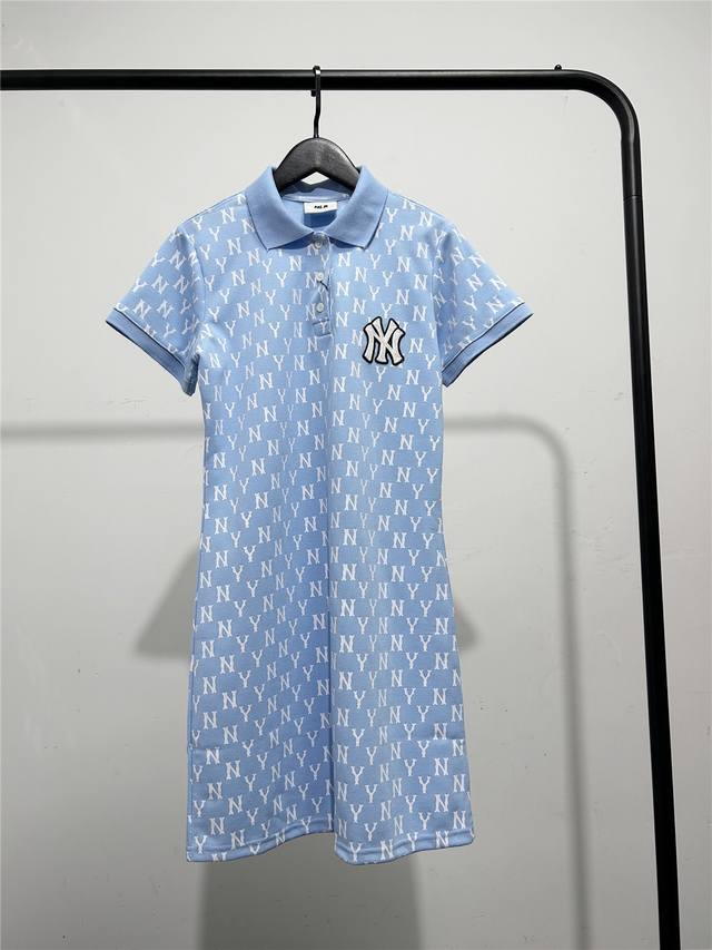 高版本，质量很好！纯女款Polo裙！ 新款Mlb Ny洋基队 Ny满印字母Polo裙款 ！原版包装！三联吊卡！纽扣都是开模定制！ Mlb新款满印老花连衣裙老花元