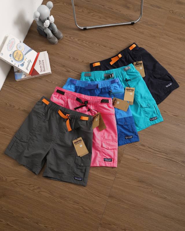 品牌：Patagonia 巴塔哥尼亚 尺码：S-M-L-Xl-Xxl 颜色：黑色-浅云灰-樱桃粉-限定蓝拼色-亮蓝 类型：户外机能运动速干工装短裤 材质：进口运