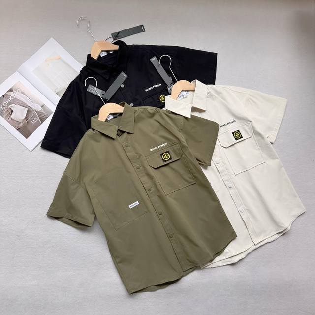 Stone Island 石头岛工装短袖衬衫 经典版型：属于百搭的经典版型，能够很好地修饰身材，适合各种身材穿着，无论是日常休闲还是正式场合都能轻松驾驭。 立体