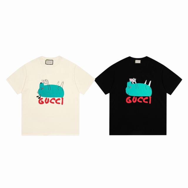 Gucci 古驰 最新卡通鼹鼠躺 Logo 印花情侣圆领短袖T恤-顶级原单版本 Color：黑色 杏色 Size：S M L Xl Number：250821