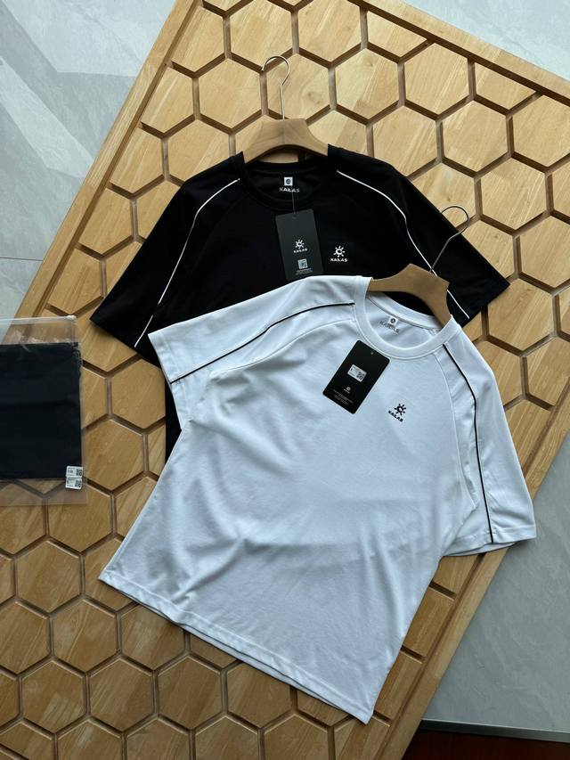 供 凯乐石罗马针织220克短袖，无纺布包装袋设计！衣服宽松版型，螺纹包裹领口 非常百搭的款，不管是日常还是出街都活力满满，自带减龄效果，插肩袖设计，因为没有肩线